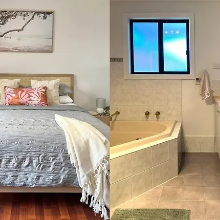 The Little Beach Retreat - Relaxing Family Sized Home One Street From The Sea! Port Willunga Exterior photo